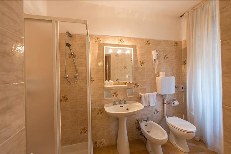 Albergo Antica Rosa Levico Terme Exteriér fotografie