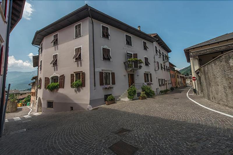 Albergo Antica Rosa Levico Terme Exteriér fotografie